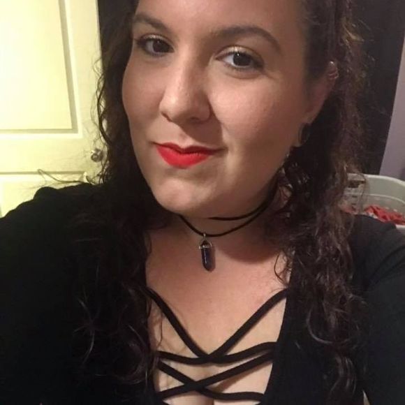 Meet your Posher, Trisha - Picture 1 of 1
